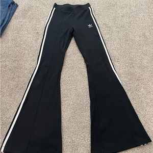 Adidas women’s sweatpants